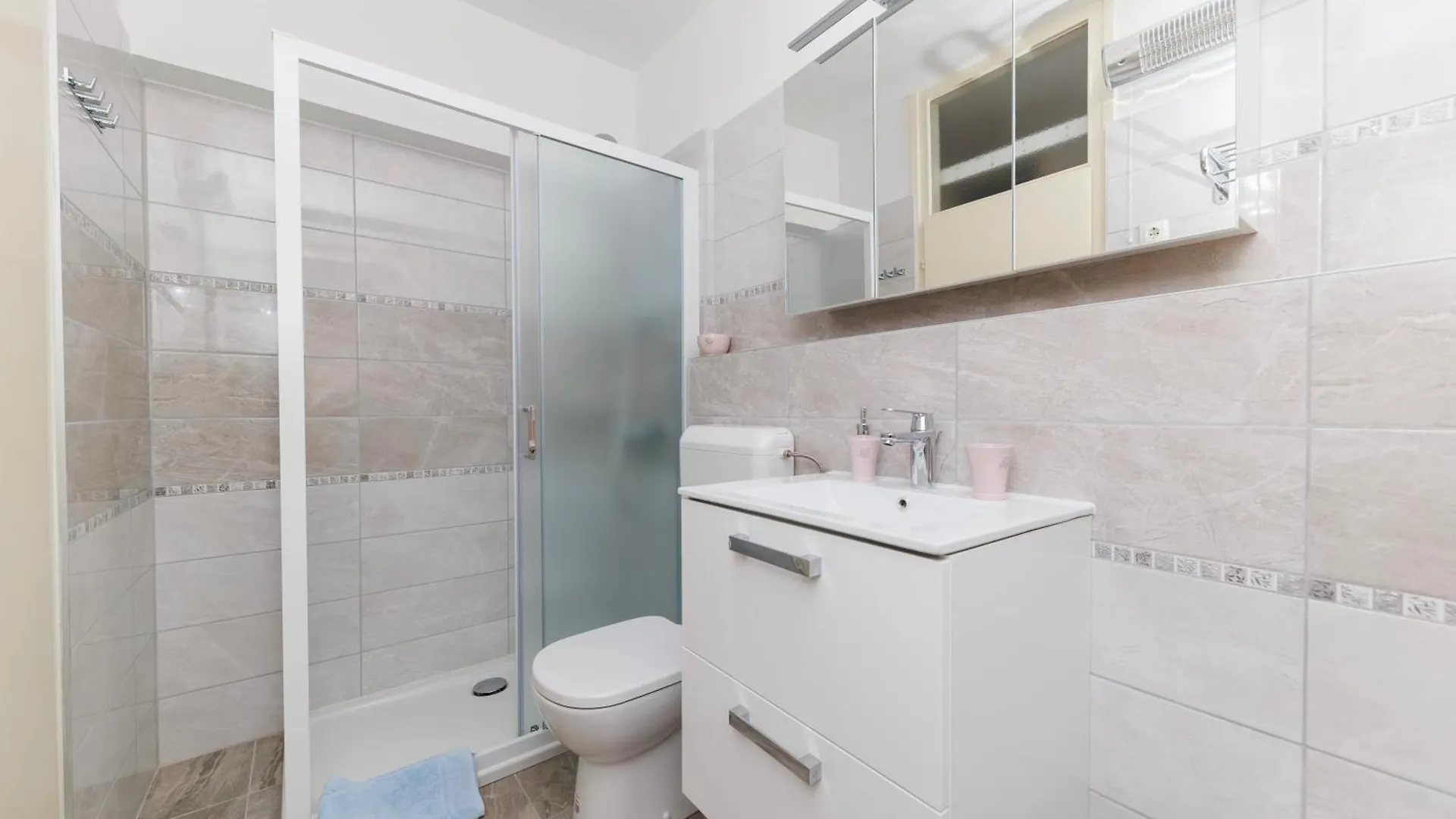 דירות זאדאר Peninsula Magical View By Belmont Realty